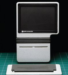 臺(tái)式電腦 現(xiàn)代計(jì)算的核心基石